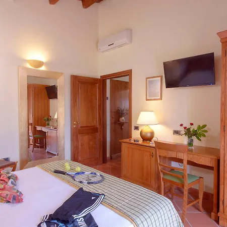 Popilia Country 4*