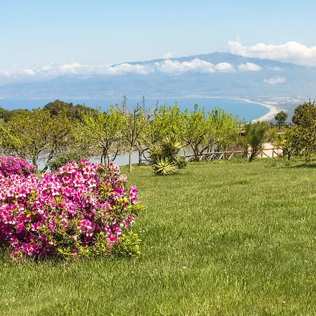Hotell Popilia Country Pizzo (Calabria)