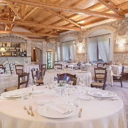Popilia Country 4*