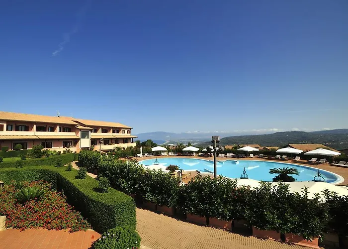 Popilia Country Hotel 4*