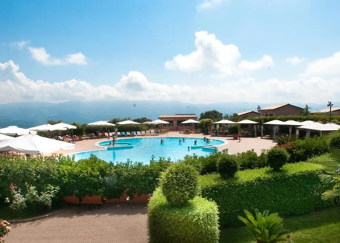 Popilia Country 4*